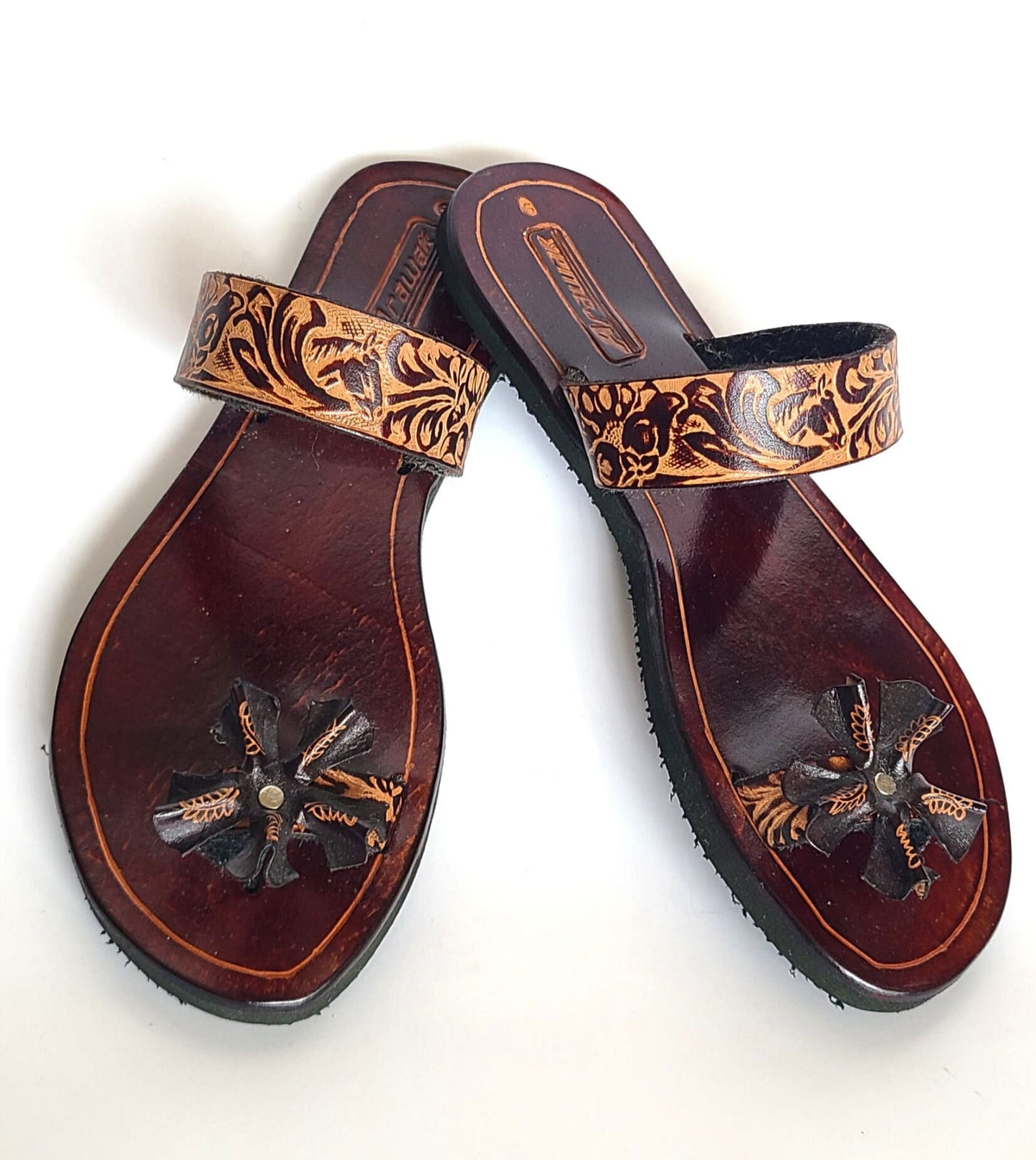 100% Women's Leather Slippers (Rose Toe-piece)